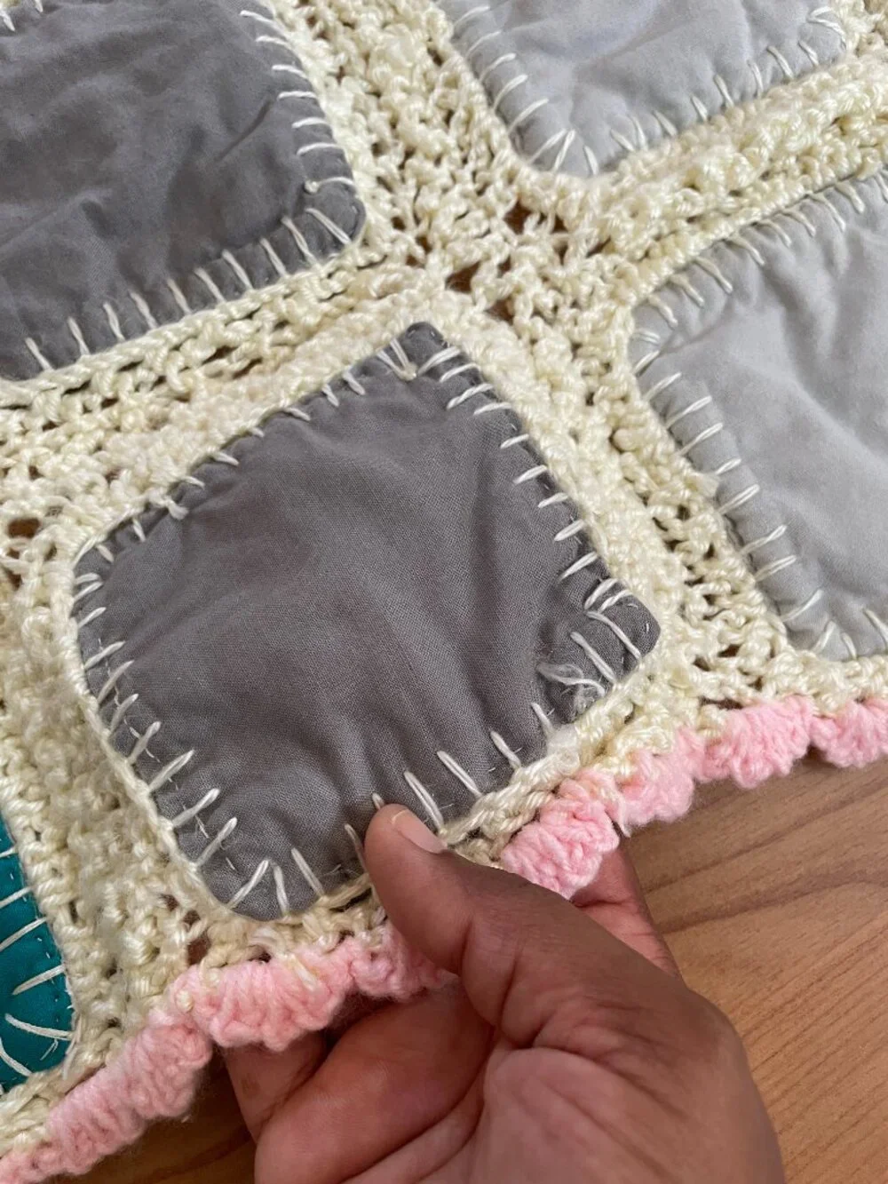 VTG Handmade Crotchet & Scrappy Patchwork Patch Double Sided Blanket, Baby Girl - Picture 15 of 15